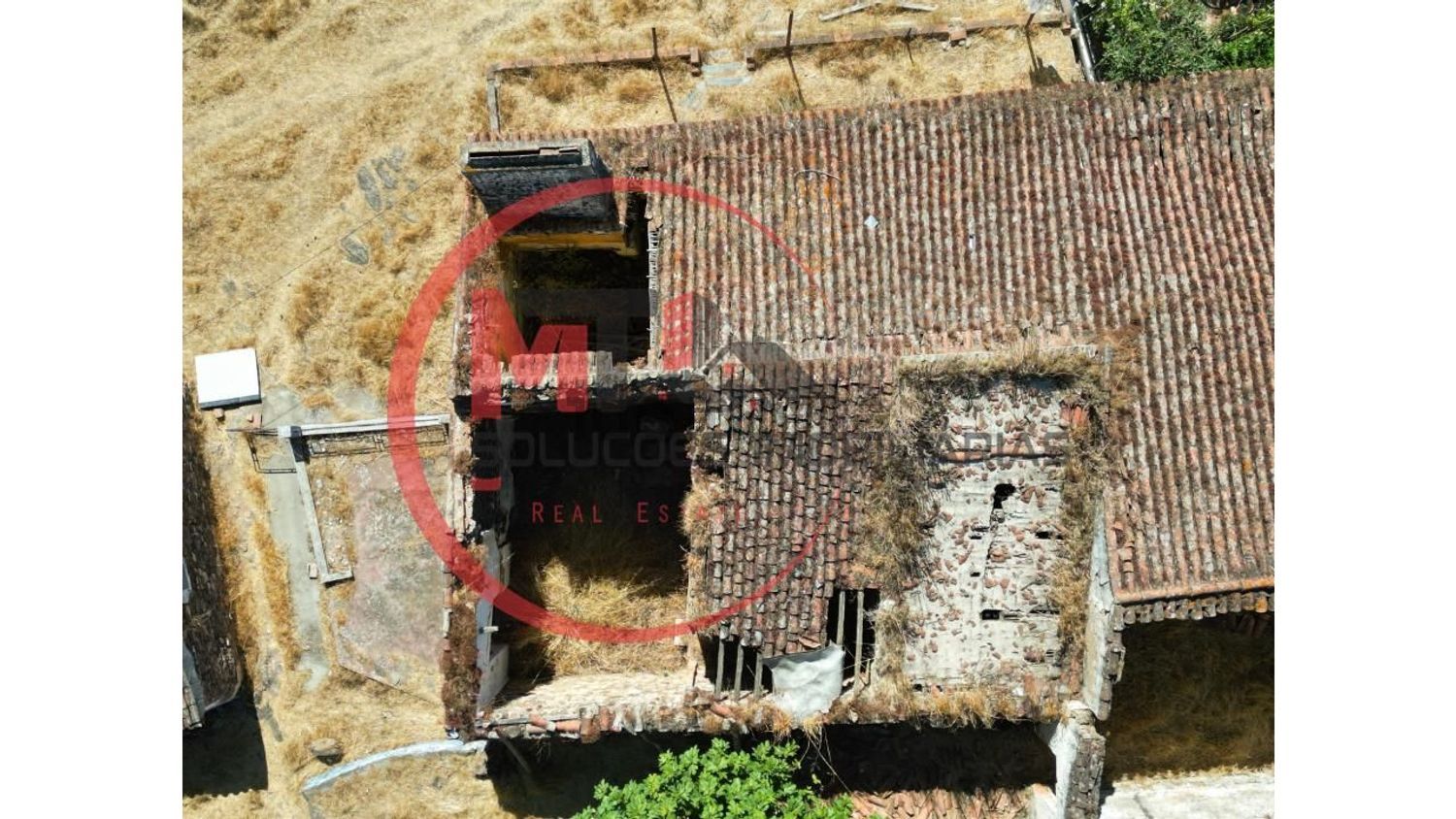 小楼房或别墅出售在Santa Maria e Santo André - 外立面