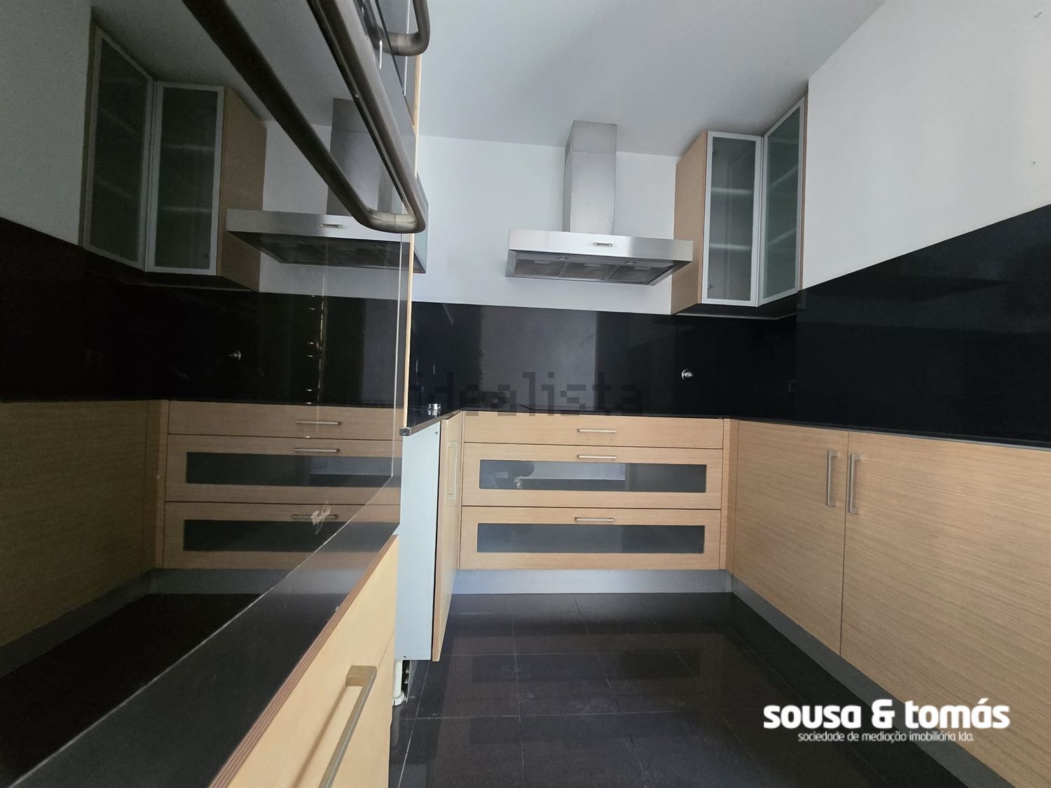 出租公寓 t2在Bairro dos Anjos - Vale da Cabrita - 厨房