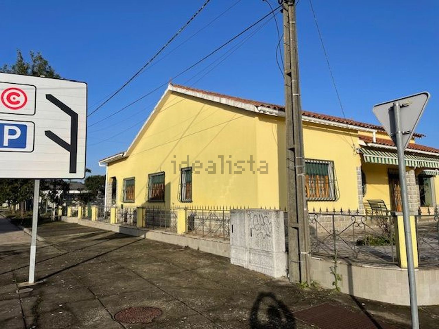 小楼房或独栋别墅出售在Rua da Estação - 视线