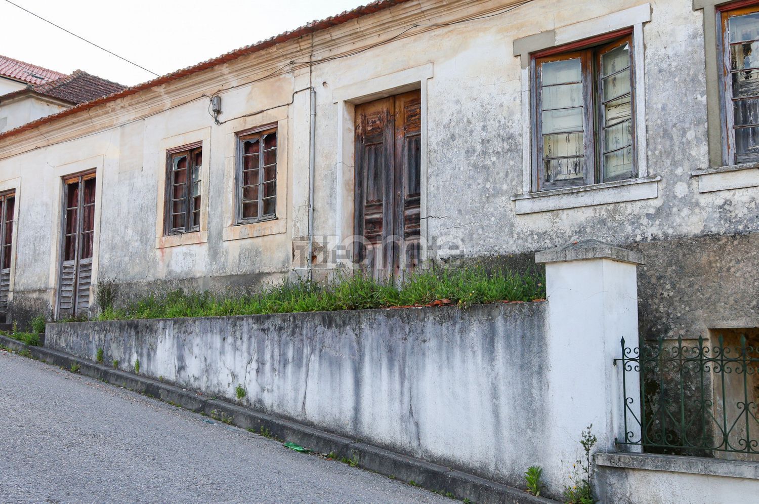 小楼房或独栋别墅出售在Rua João de Barros s/n - 外立面