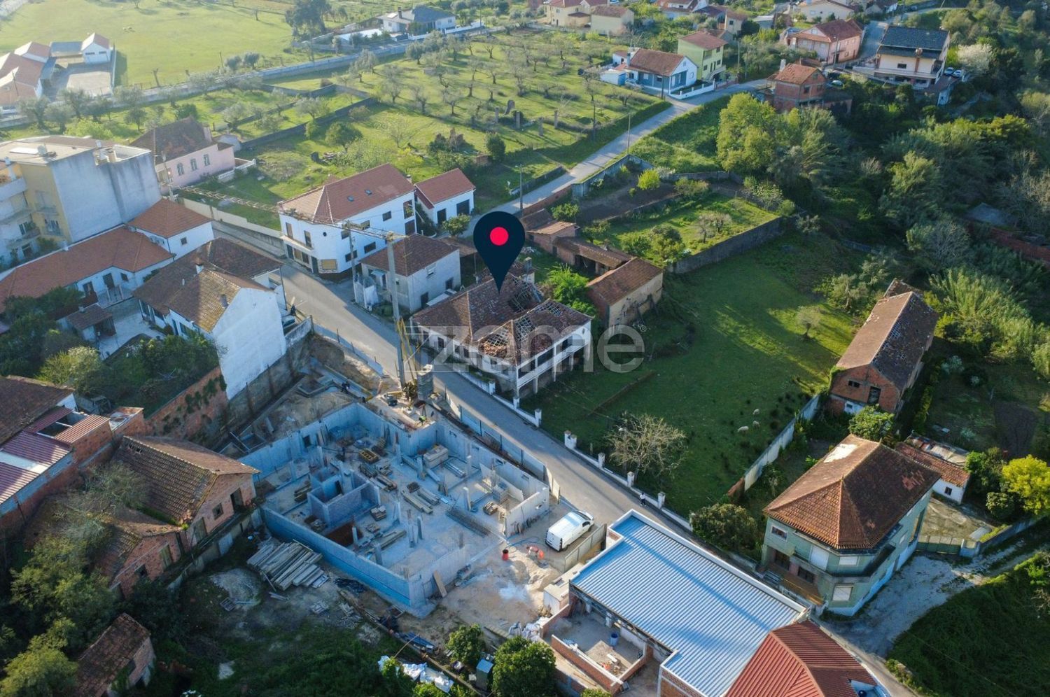 小楼房或独栋别墅出售在Rua João de Barros s/n - 详情