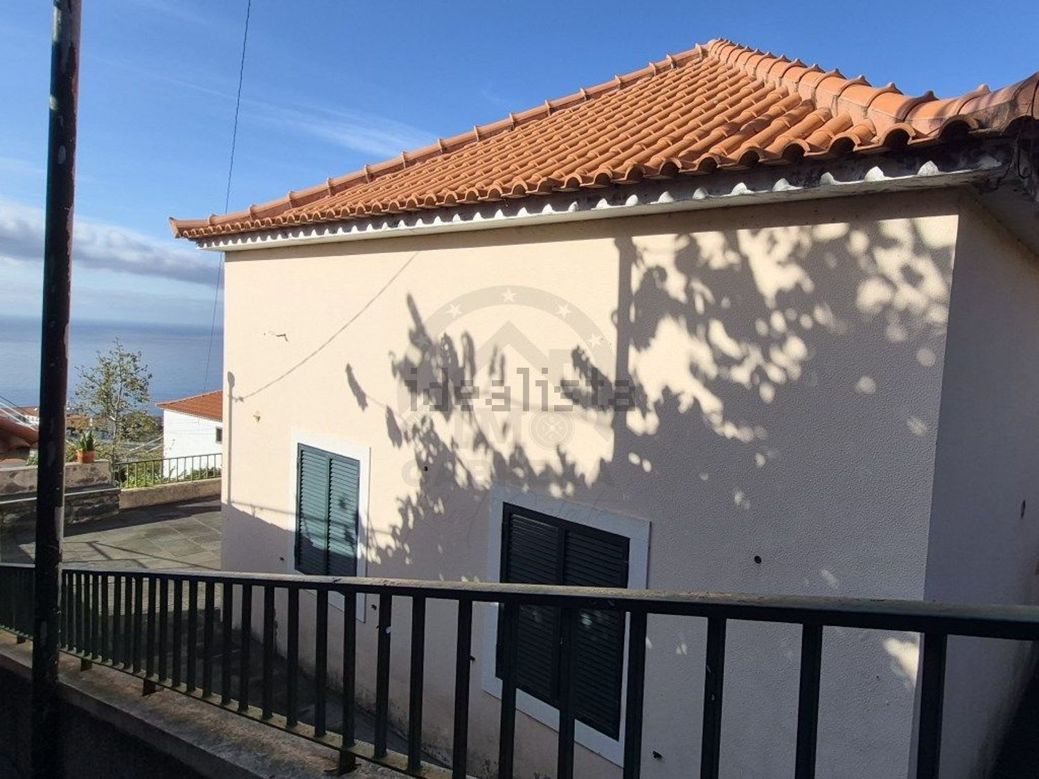 小楼房或独栋别墅出售在Beco da Quinta do Salvador - 外立面