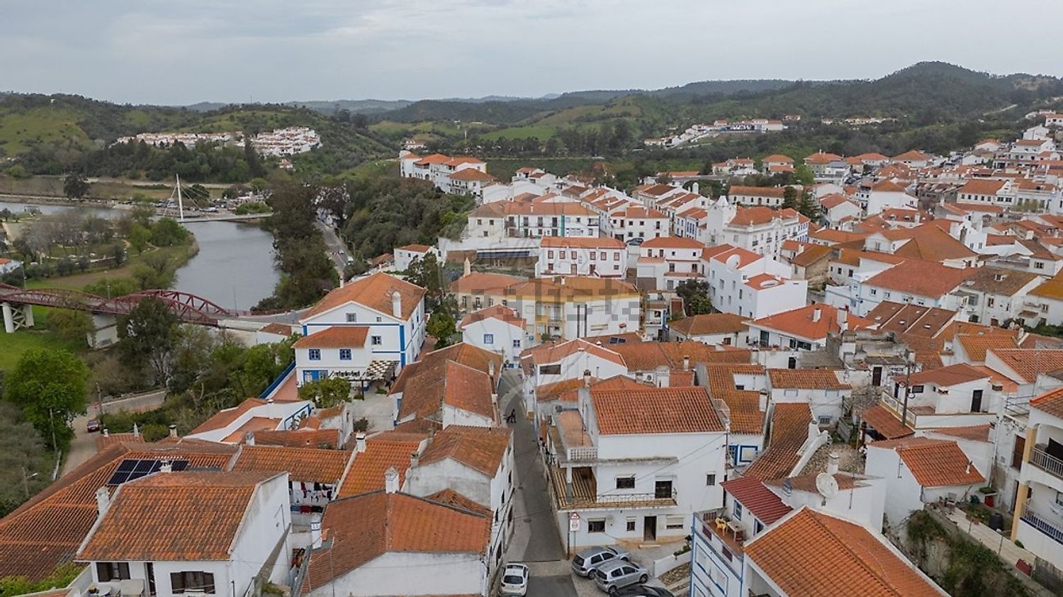 小楼房或独栋别墅出售在São Salvador e Santa Maria - 照片