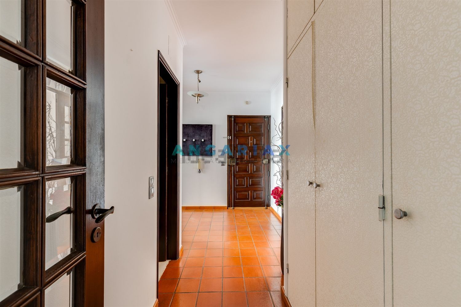 公寓 t3出售在Avenida Marquês de Pombal, 23 - 过道