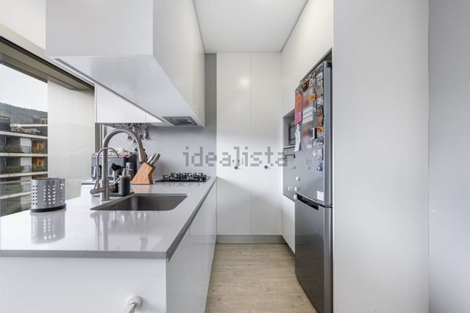 出租公寓 t3在Rua Dom Frei Agostinho de Jesus, 38 - 厨房