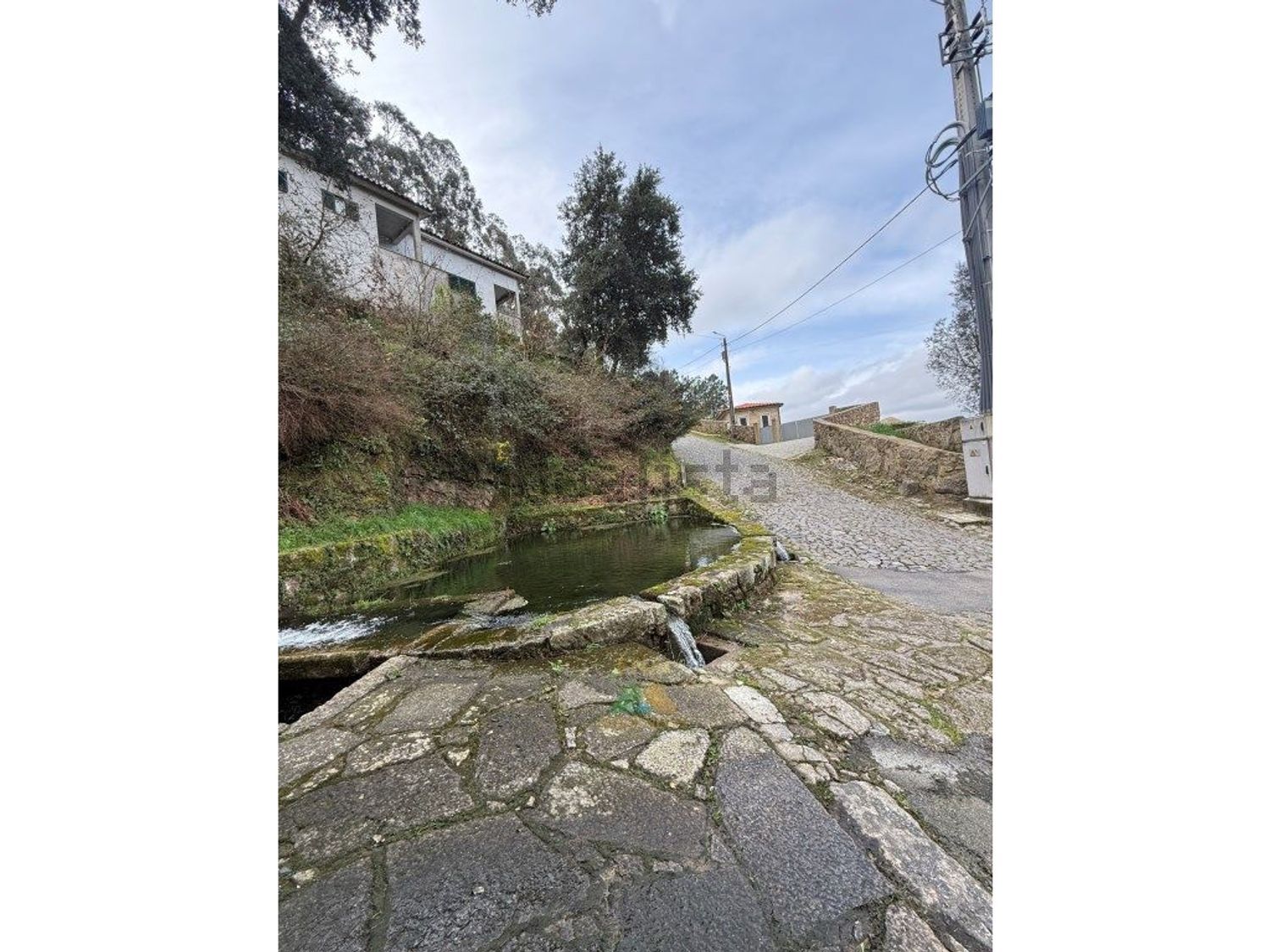 小楼房或独栋别墅出售在Rua da Fonte da Mineira - 花园