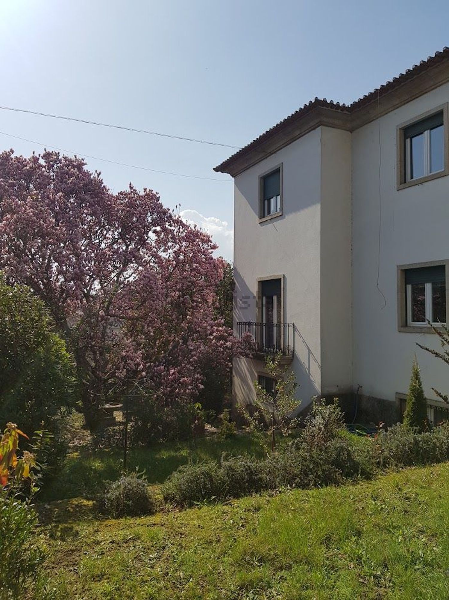 小楼房或独栋别墅出售在Vila Real - 外立面