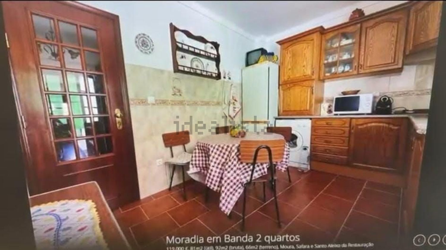 出租联排别墅在Rua Lopo Sancas - 客厅