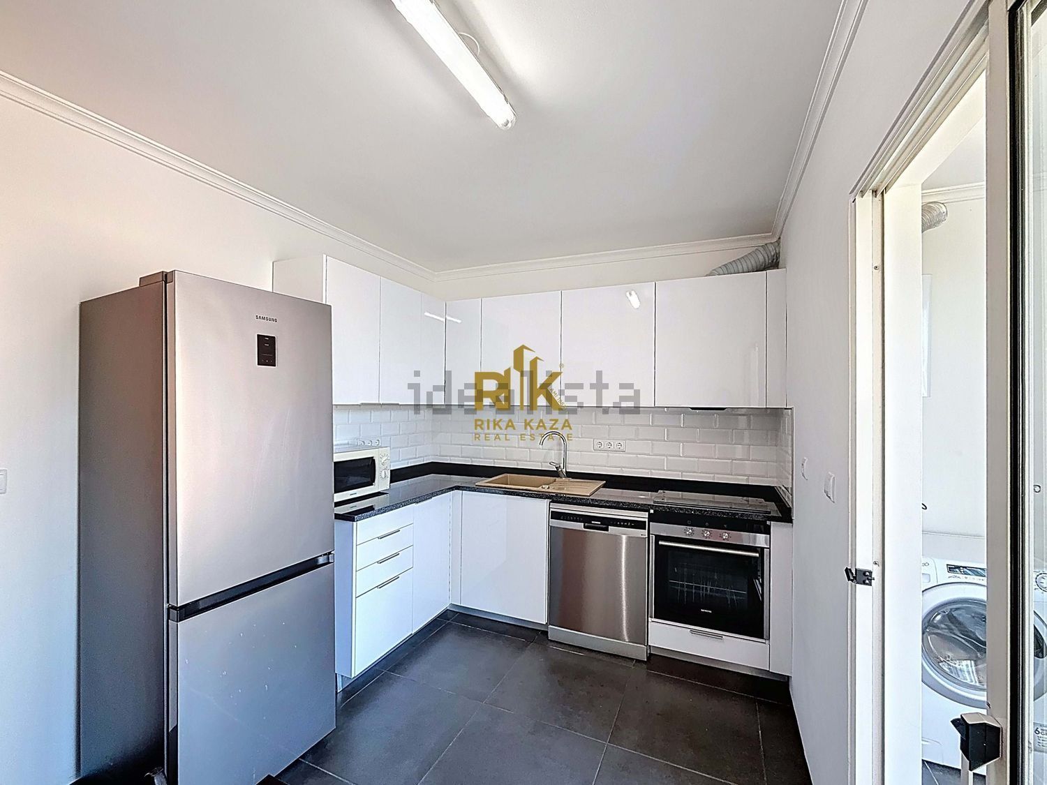 出租公寓 t3在Rua Velha da Ajuda, 89 - 厨房