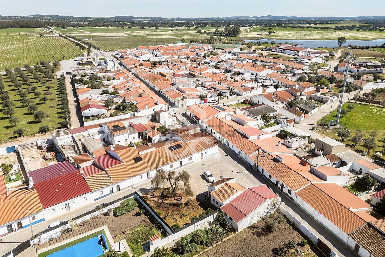 小楼房或独栋别墅出售在Rua de São Lourenço, 23 - 视线