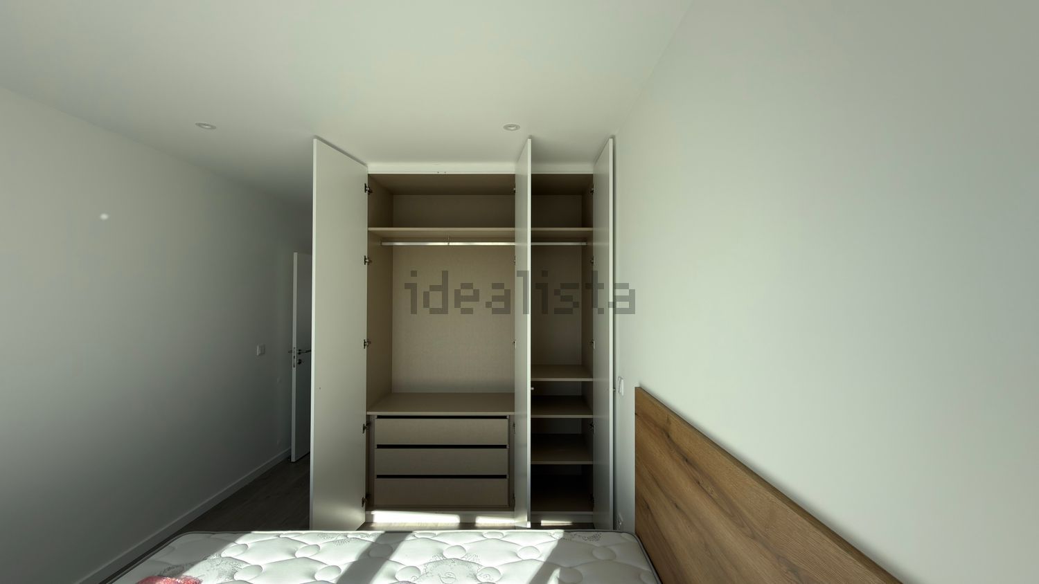 出租公寓 t3在Praça Maria do Mar, 7 - 试衣间