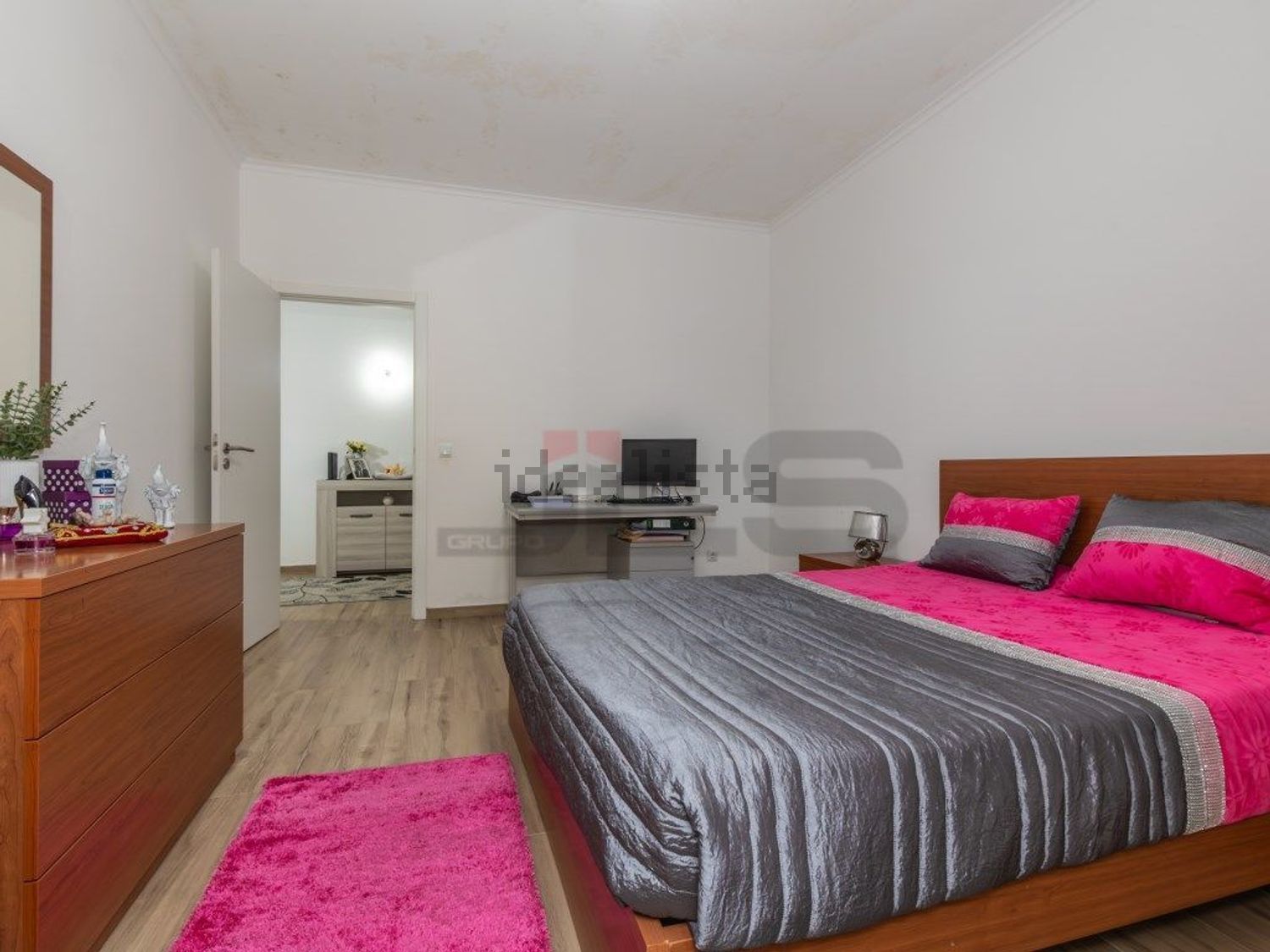 小楼房或独栋别墅出售En1-1a - 卧室