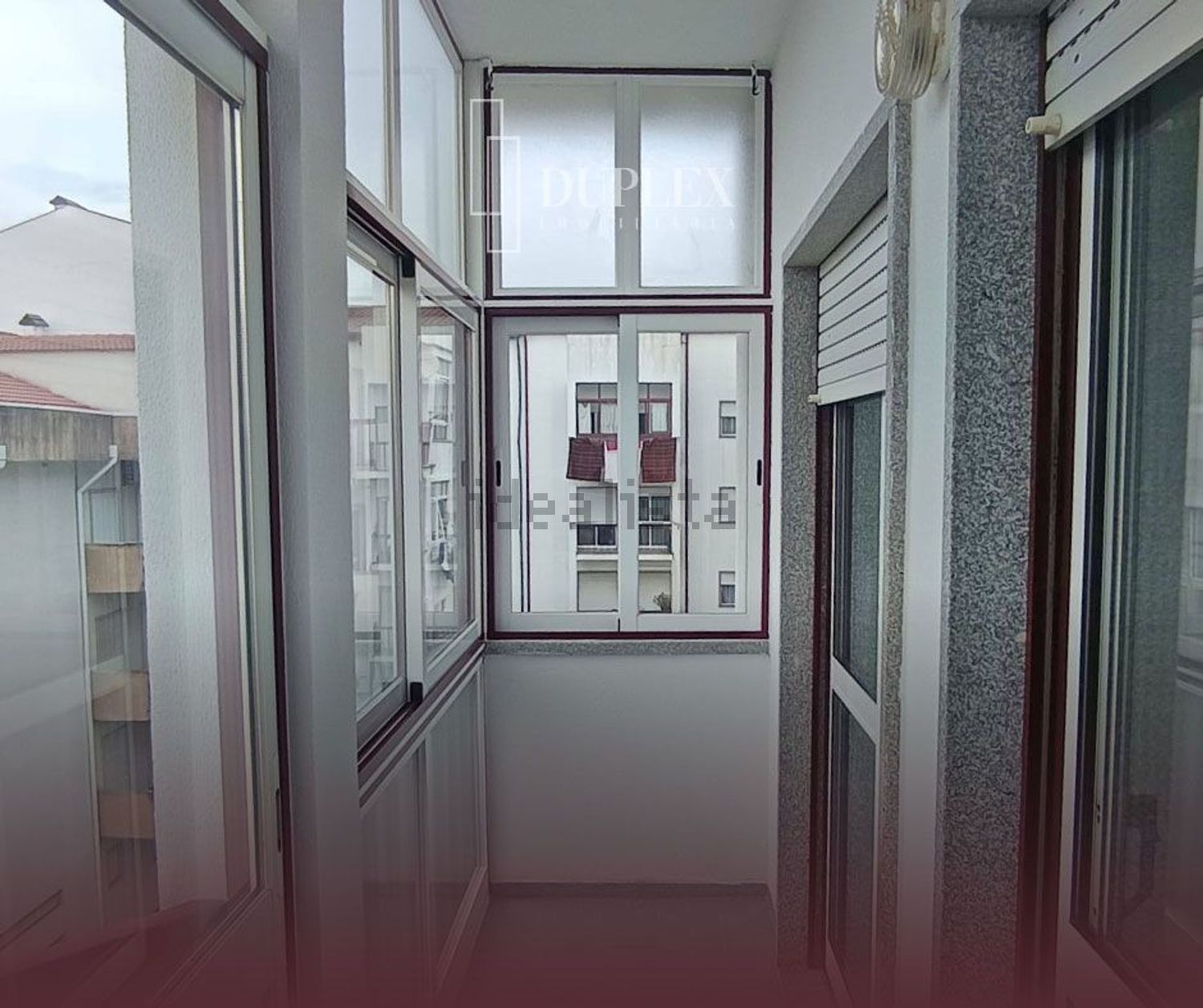 复式公寓出售在Bairro São João Da Carreira, 10 - 过道