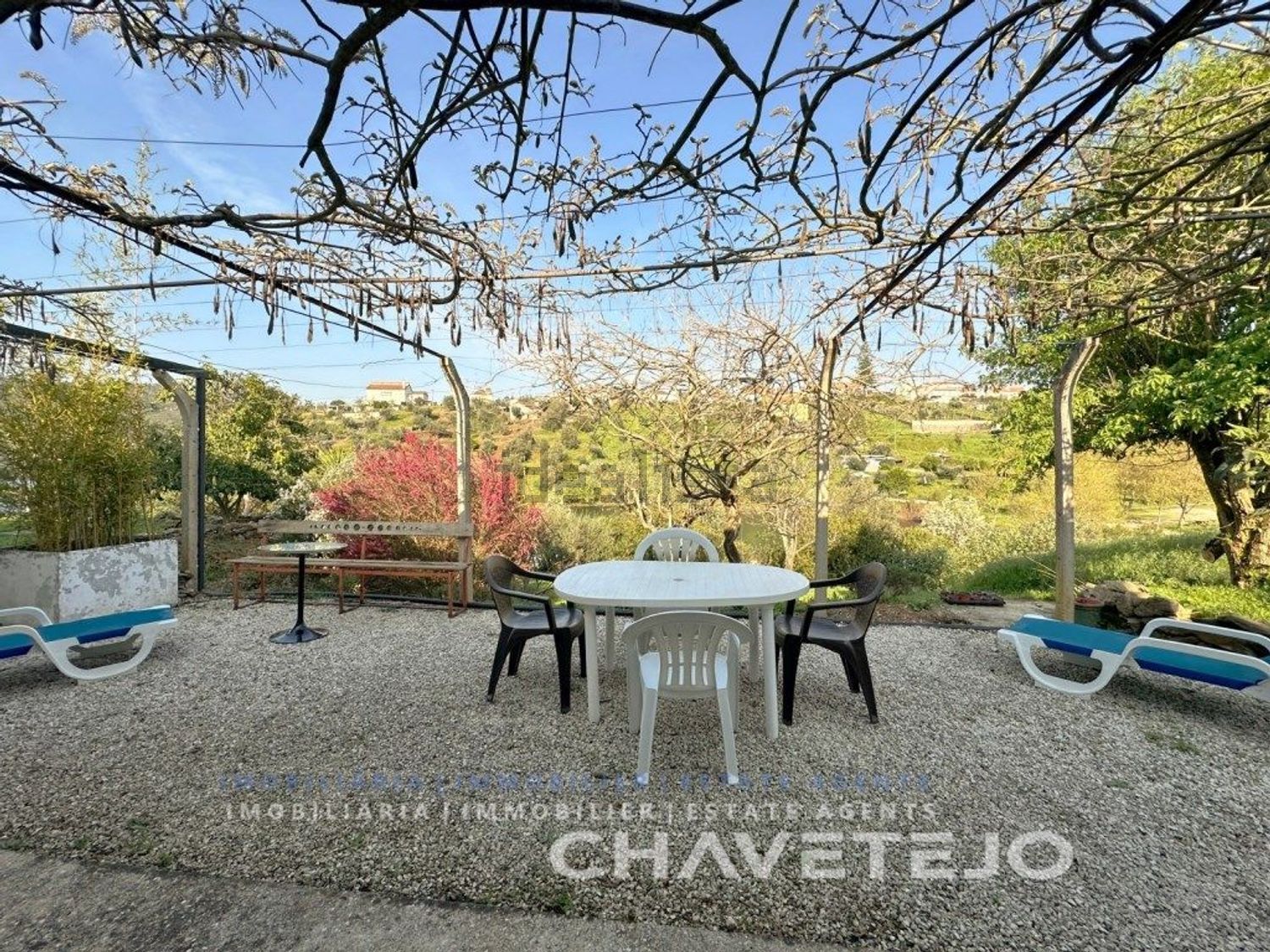小楼房或独栋别墅出售在Rua da Albufeira, 71 - 花园