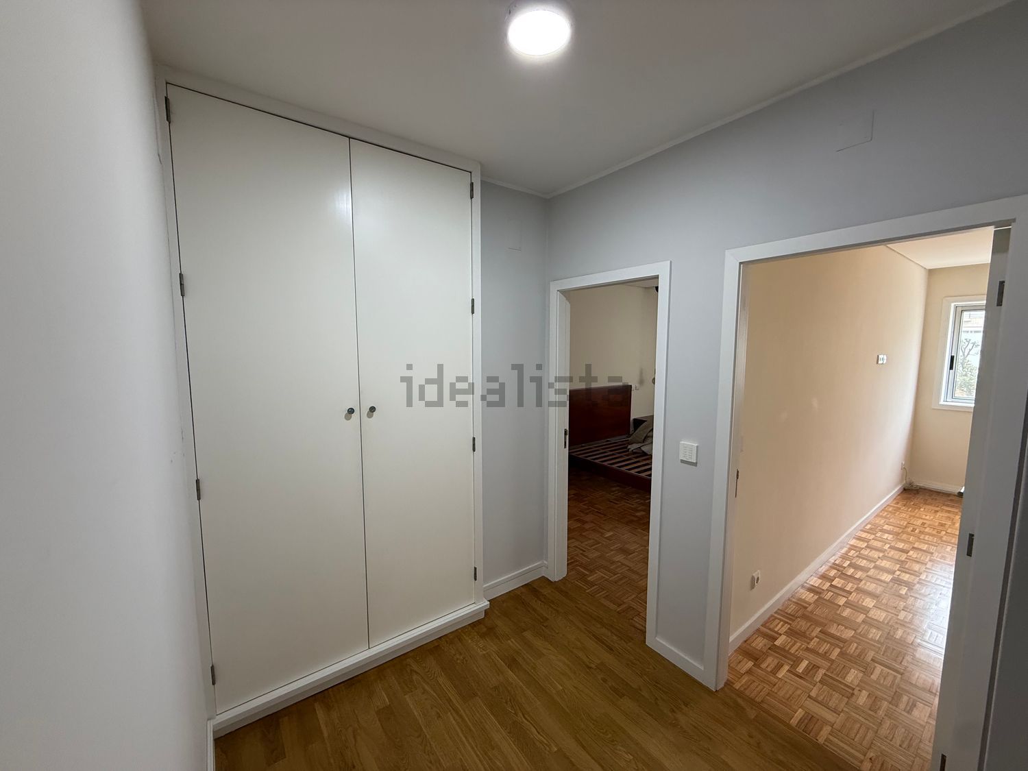 出租公寓 t3在Praça Luís de Camões, 91 - 过道