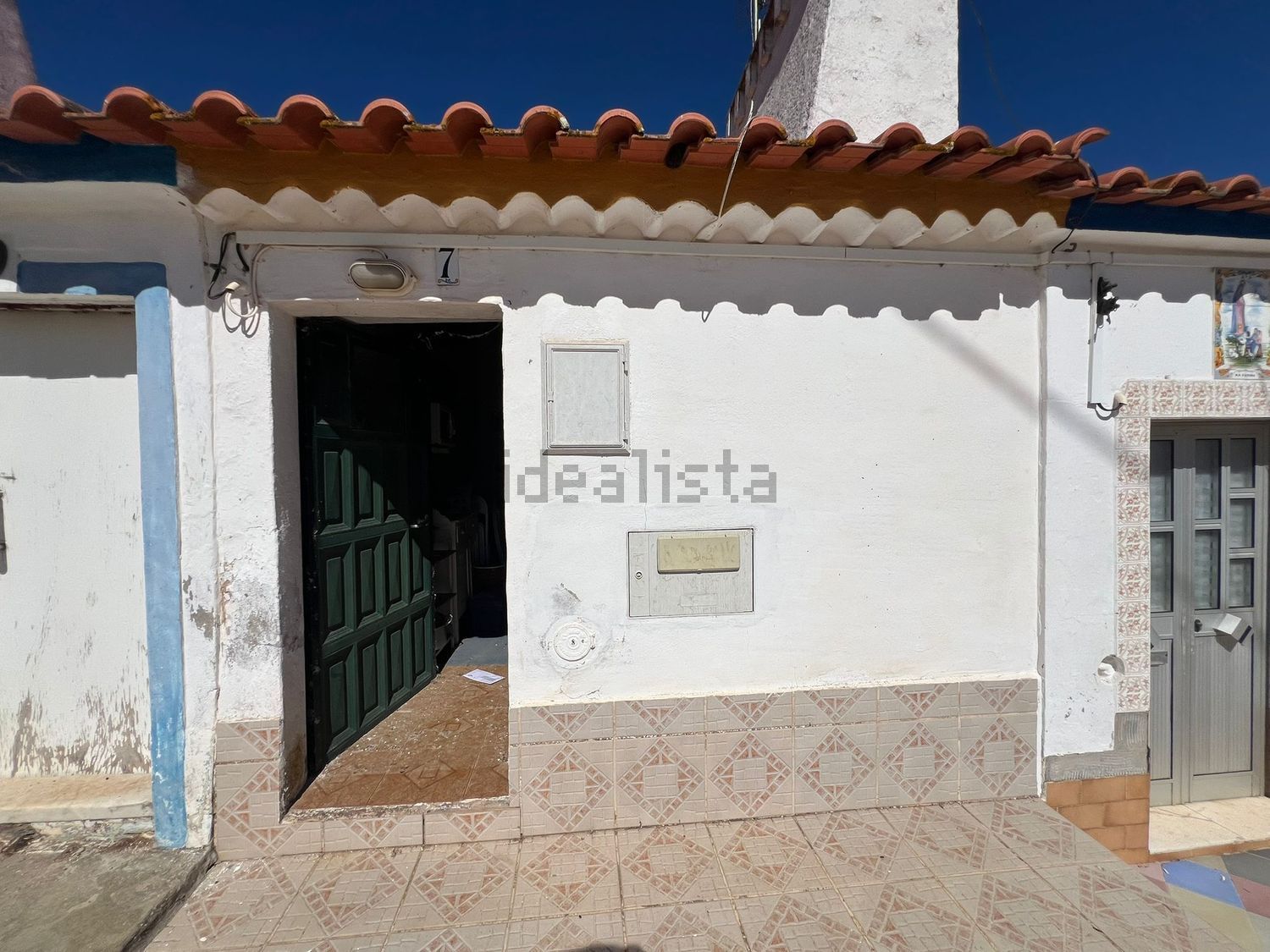 小楼房或独栋别墅出售在Rua do Vale da Quinta, 3 - 外立面