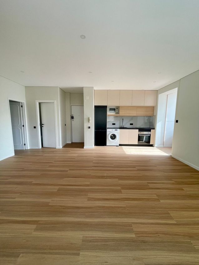 出租公寓 t2在Largo da Congosta do Abade