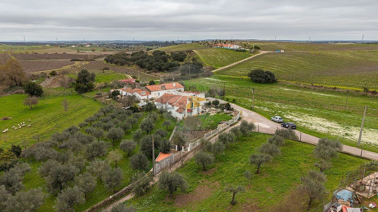小楼房或独栋别墅出售Autoestrada do Alentejo - 照片