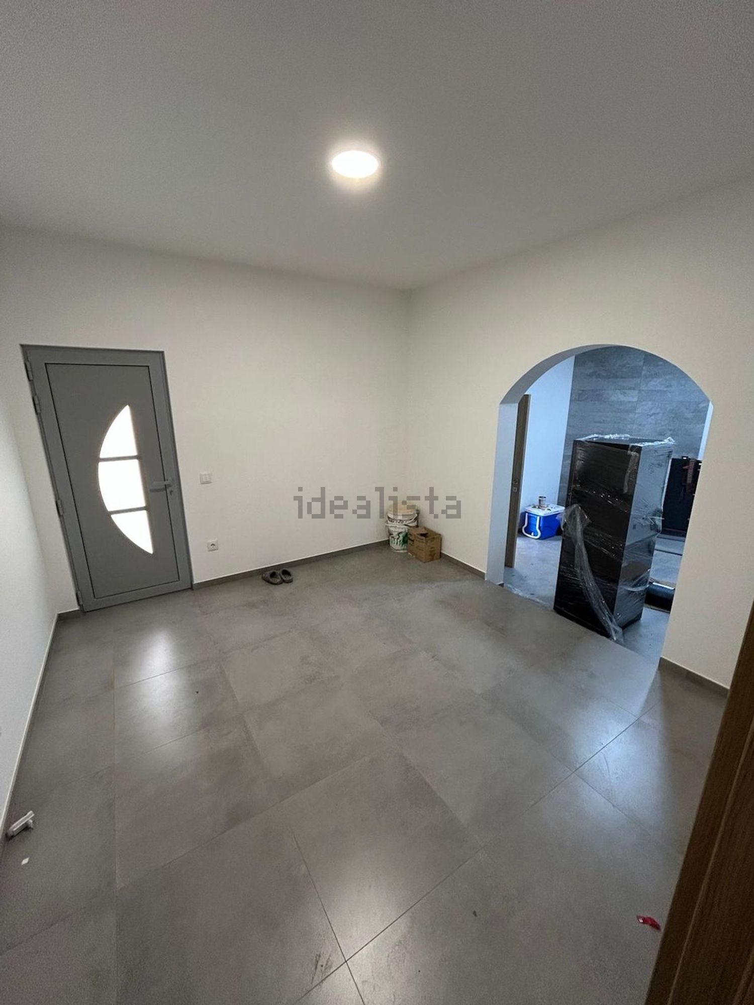 出租小楼房或独栋别墅在Estrada Principal, 3165 - 过道