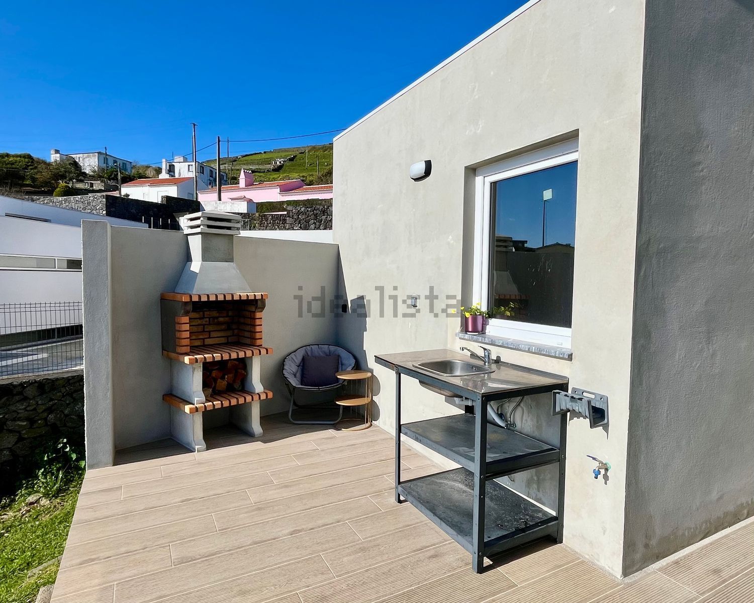 小楼房或独栋别墅出售在Caminho da Serretinha, 9700 -345 - 阳台