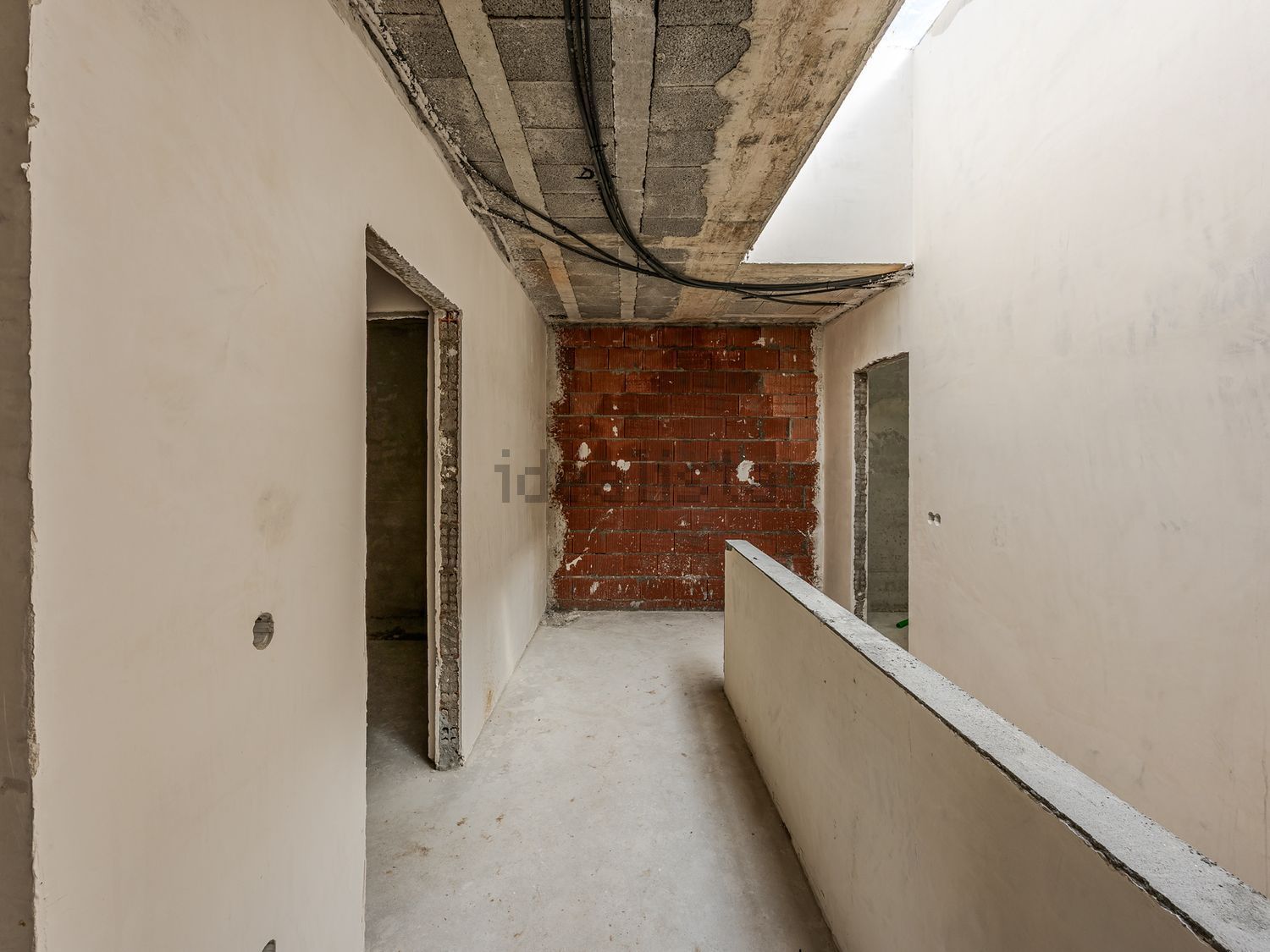 联排别墅出售在Rua da Serdeira s/n - 阳台