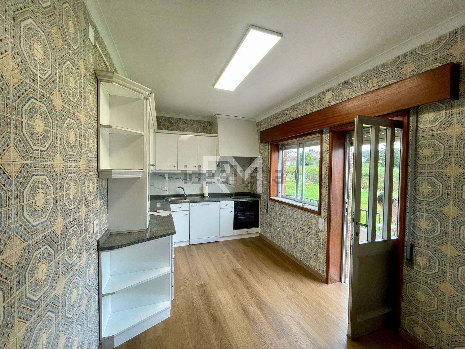 出租公寓 t4在Rua Nova da Fonte - 厨房