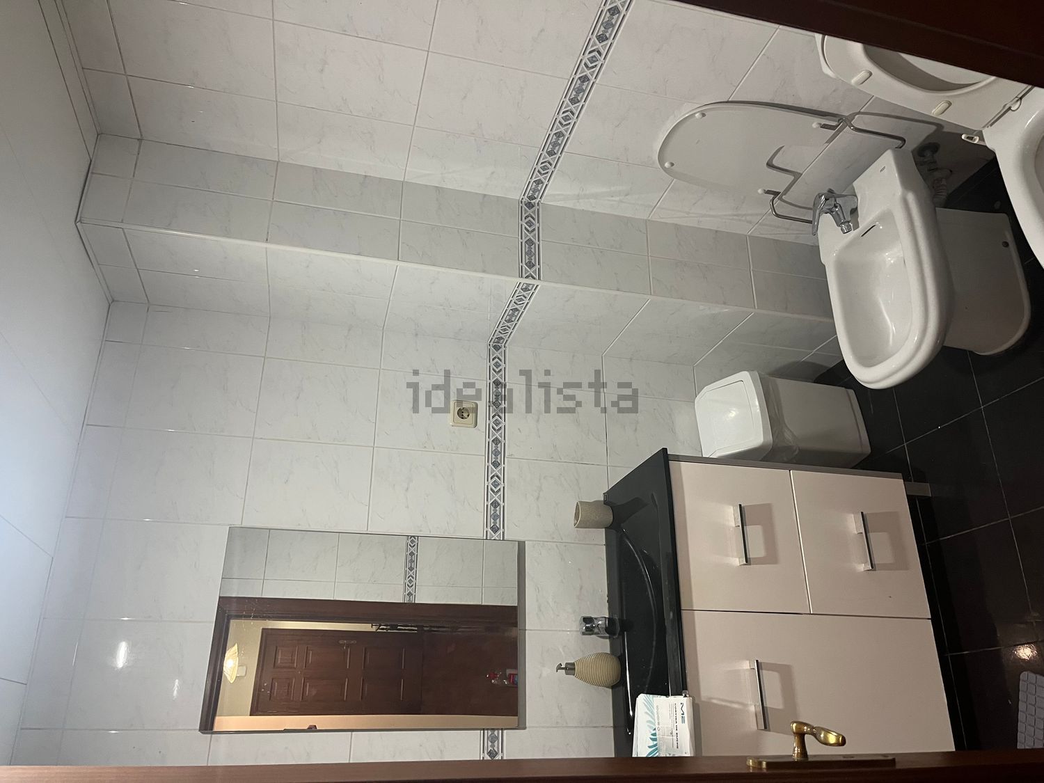 出租房间在Rua da Escola Hoteleira, 10 - 卫生间