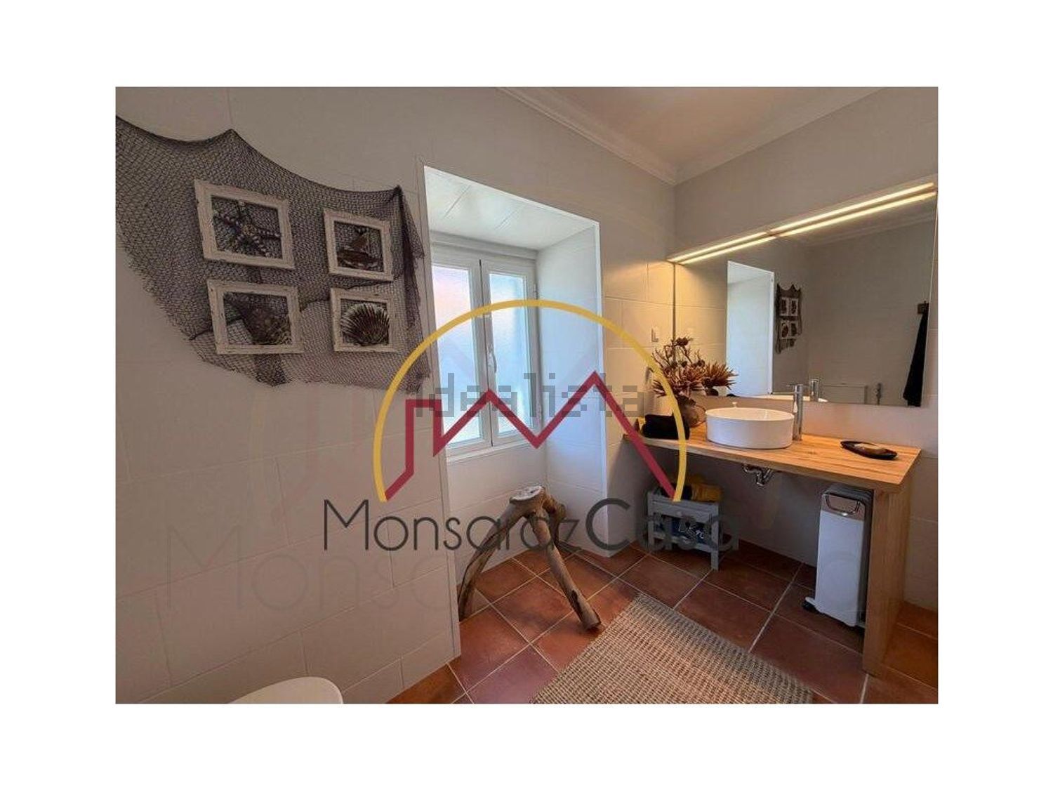 小楼房或独栋别墅出售在Montoito - 卧室