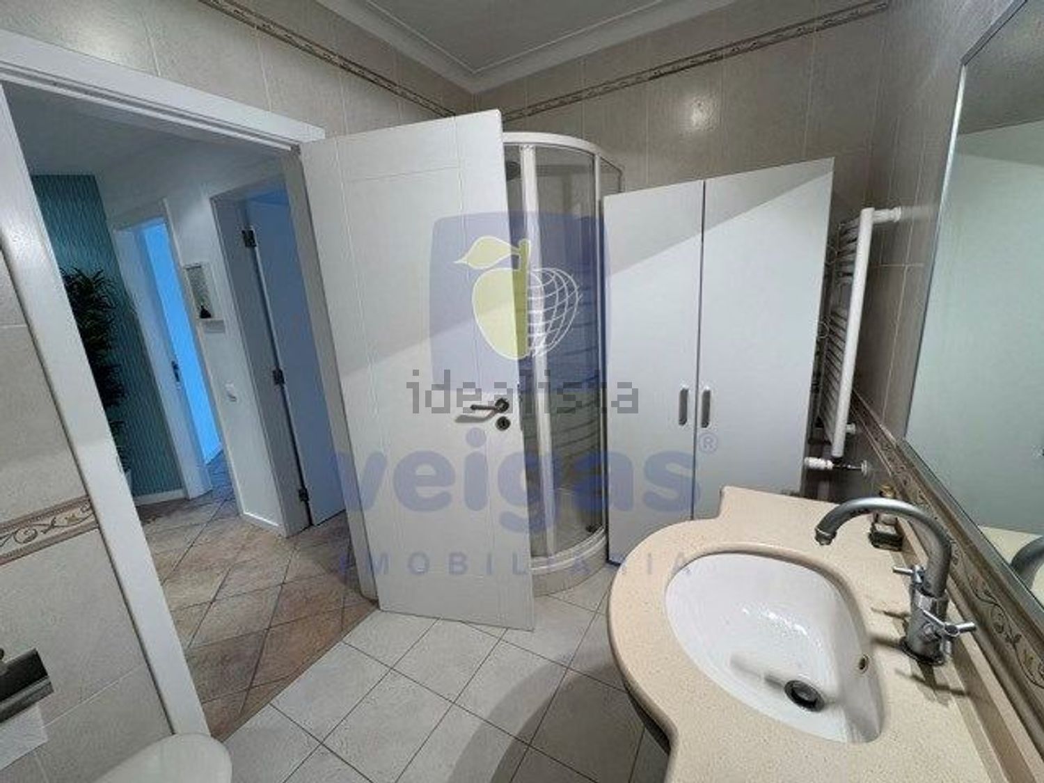 出租公寓 t2在Estrada do Vale de Guisos - 卫生间