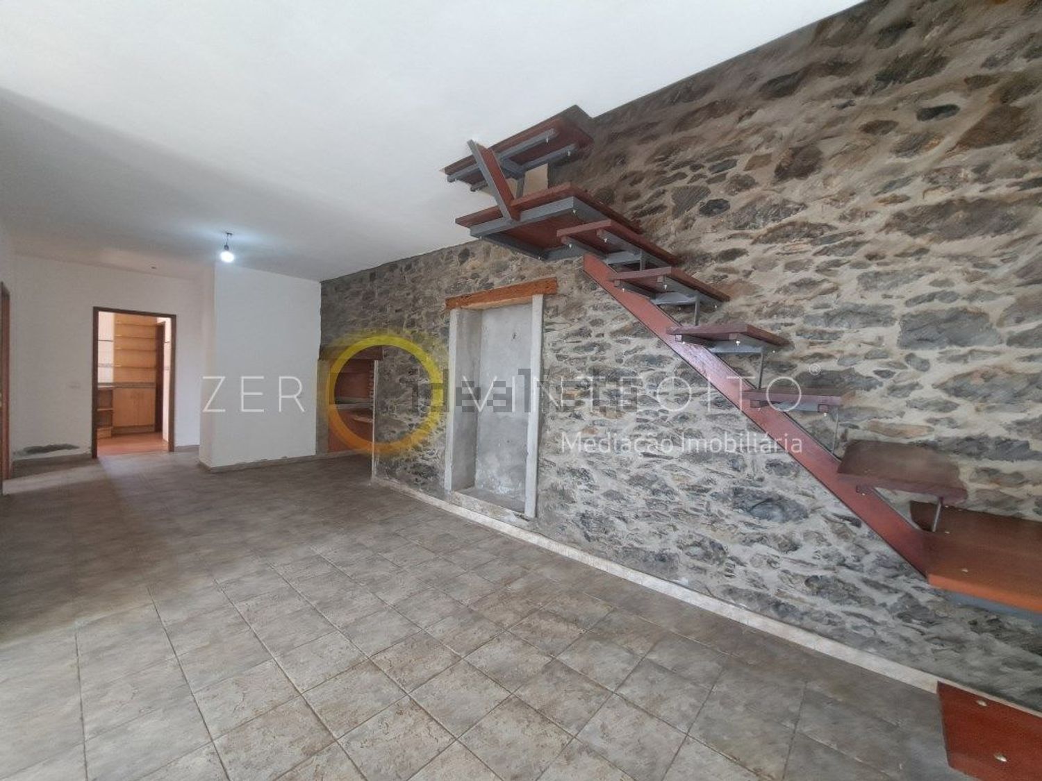 小楼房或独栋别墅出售在Beco da Quinta do Salvador - 照片