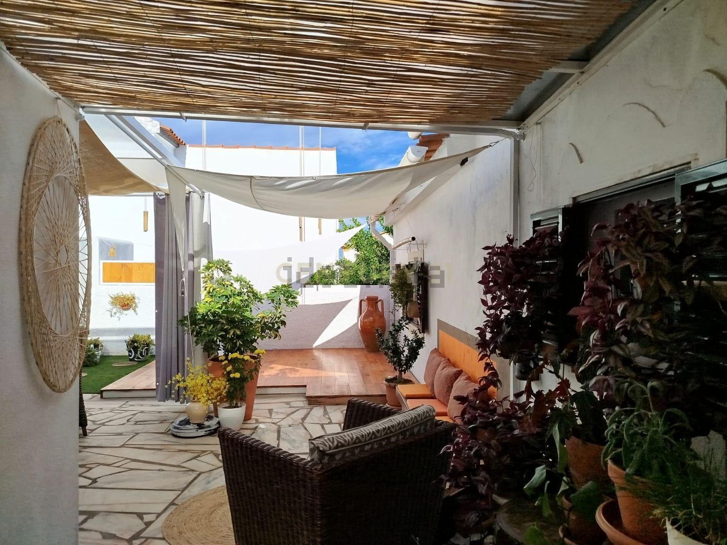 小楼房或独栋别墅出售在Rua das Piçarras, 44 - 阳台