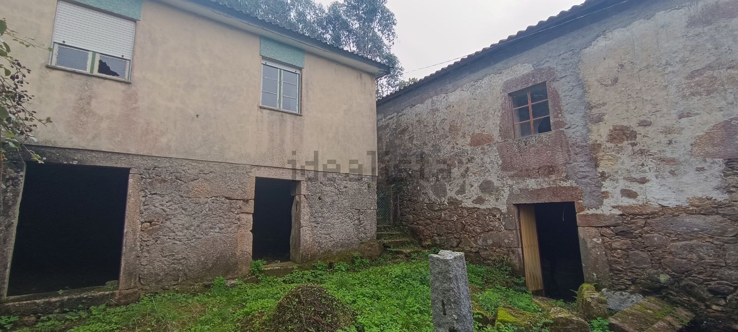 小镇楼房出售在Rua da Boça s/n - 外立面