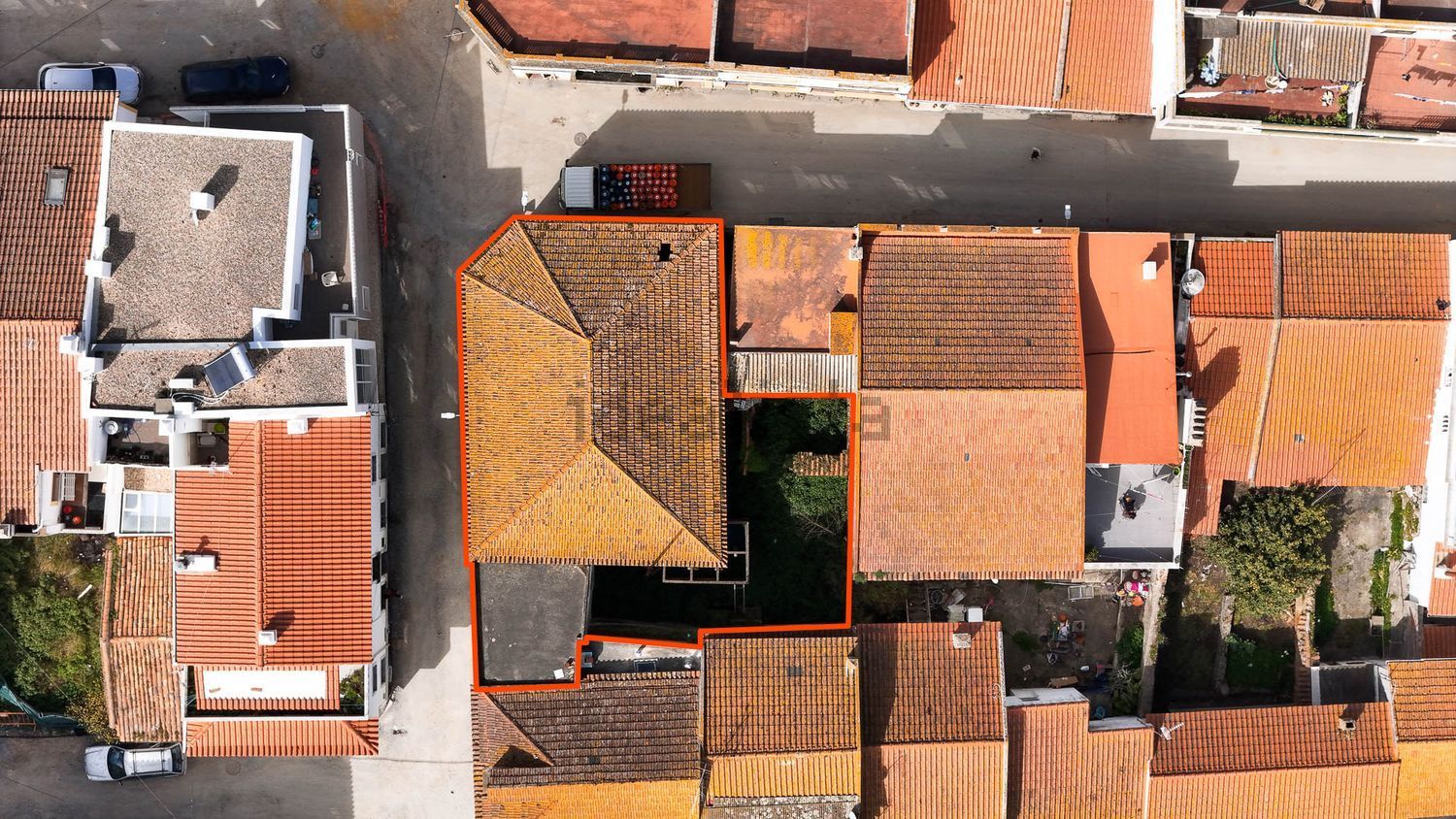 小楼房或独栋别墅出售在Rua 5 de Outubro - 照片