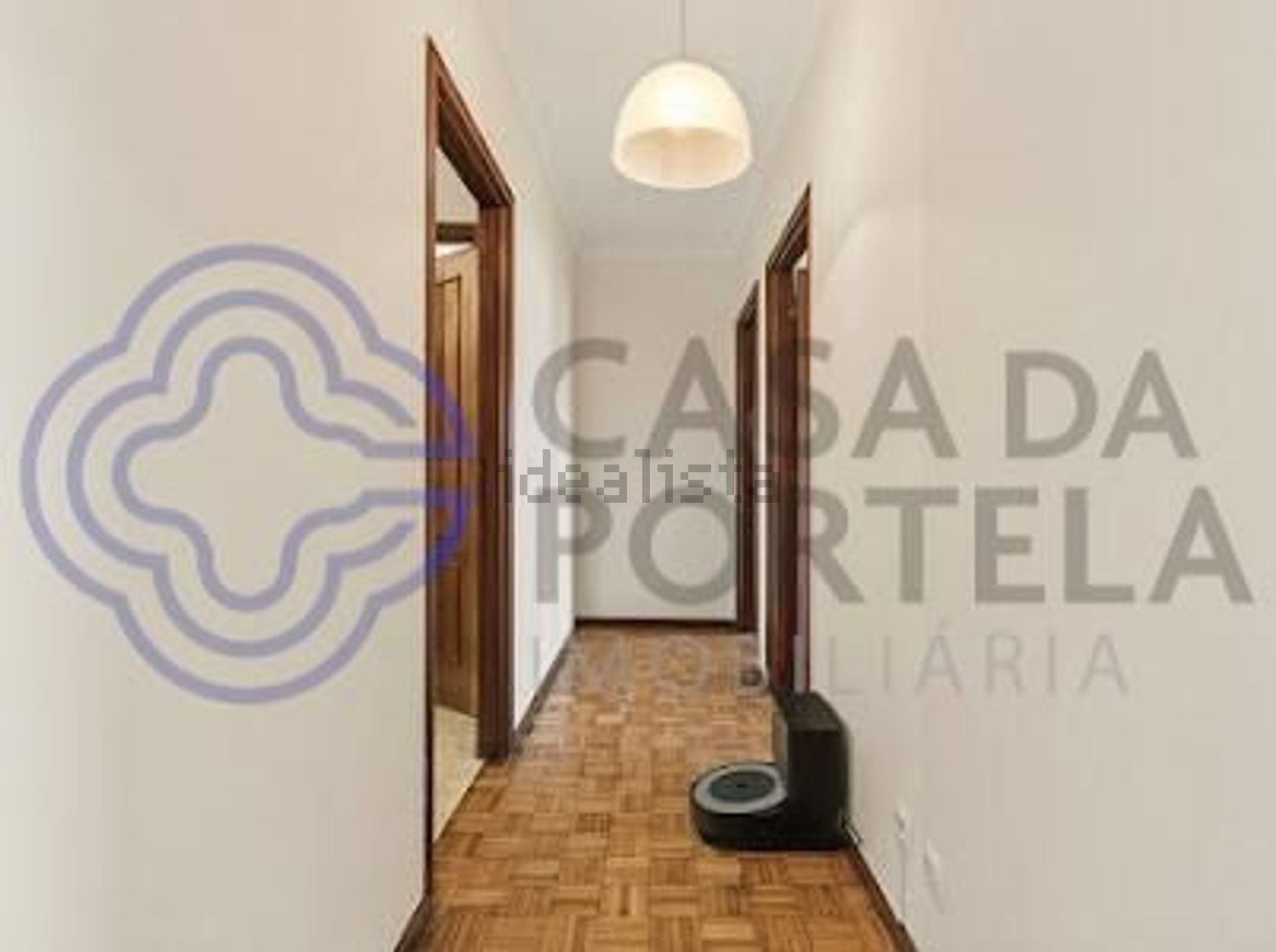 公寓 t3出售在Travessa Doutor Augusto Martins, 135 - 过道