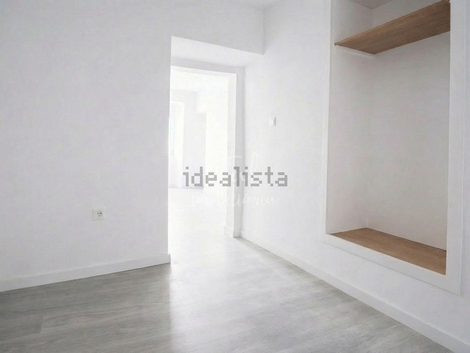 公寓 t2出售在Rua Cândido dos Reis, 31 - 客厅