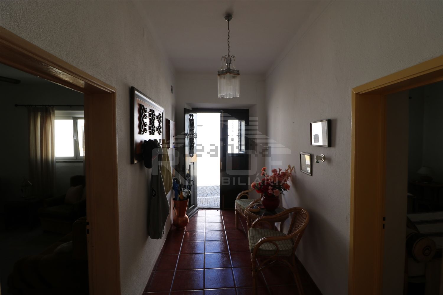 小楼房或独栋别墅出售在Vila Nova da Baronia - 过道