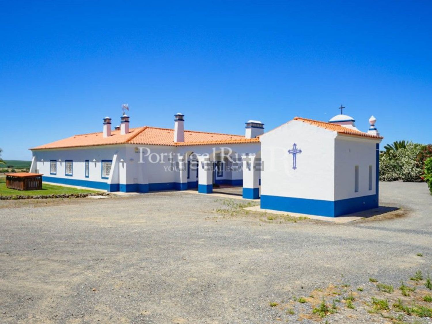农庄出售在Ferreira do Alentejo - 外立面