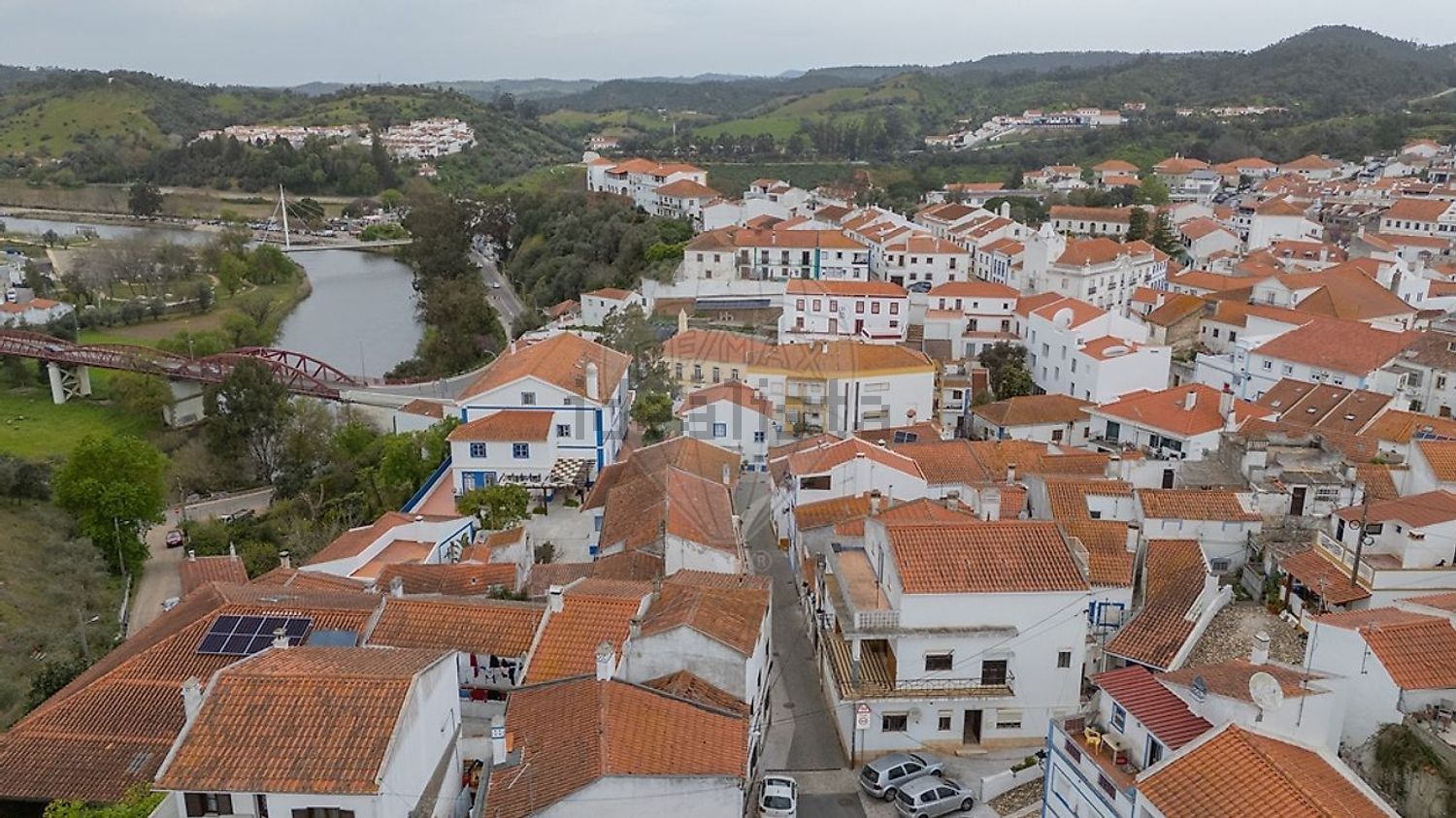 小楼房或独栋别墅出售在São Salvador e Santa Maria - 照片