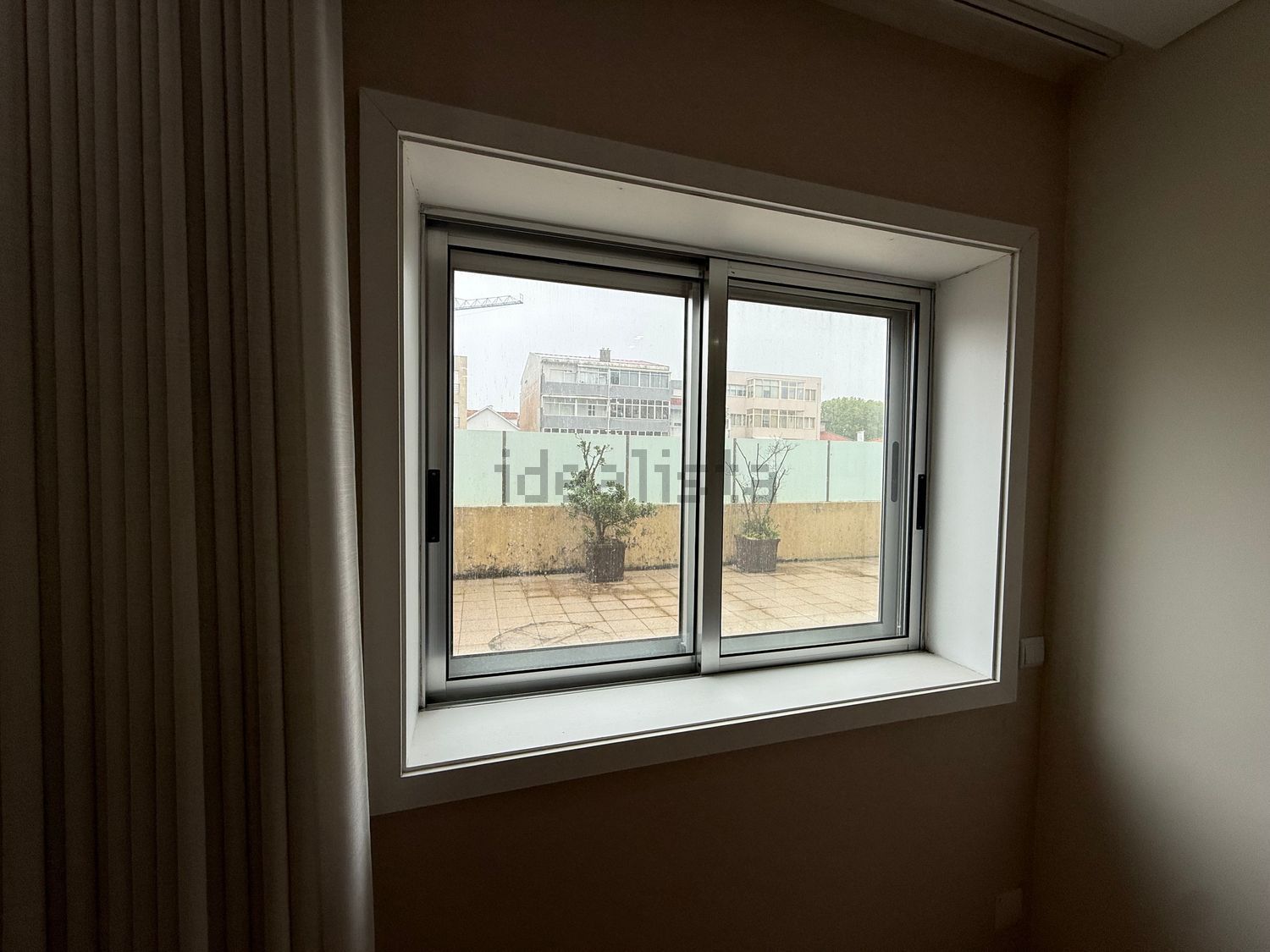 出租公寓 t3在Praça Luís de Camões, 91 - 卧室