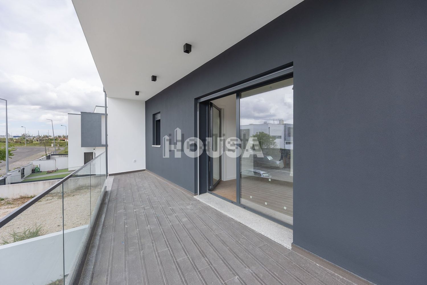 小楼房或别墅出售在Rua Luís de Camões - 照片