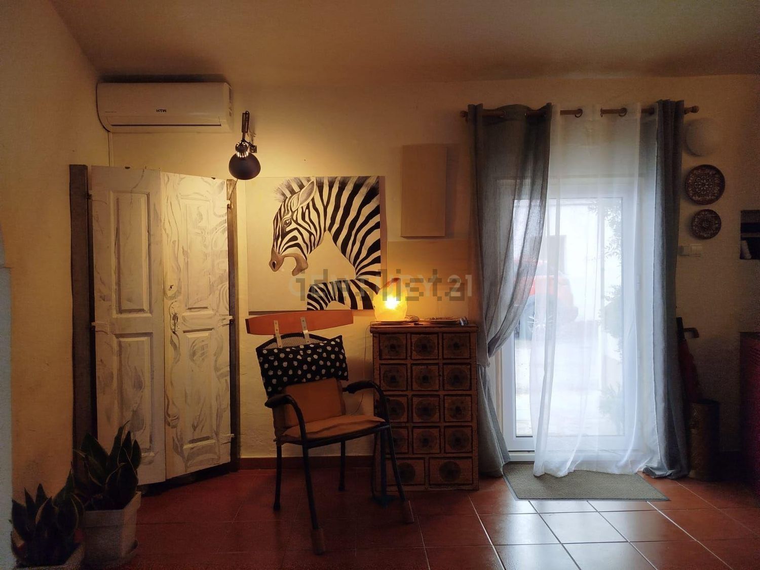 小楼房或独栋别墅出售在Rua das Piçarras, 44 - 客厅