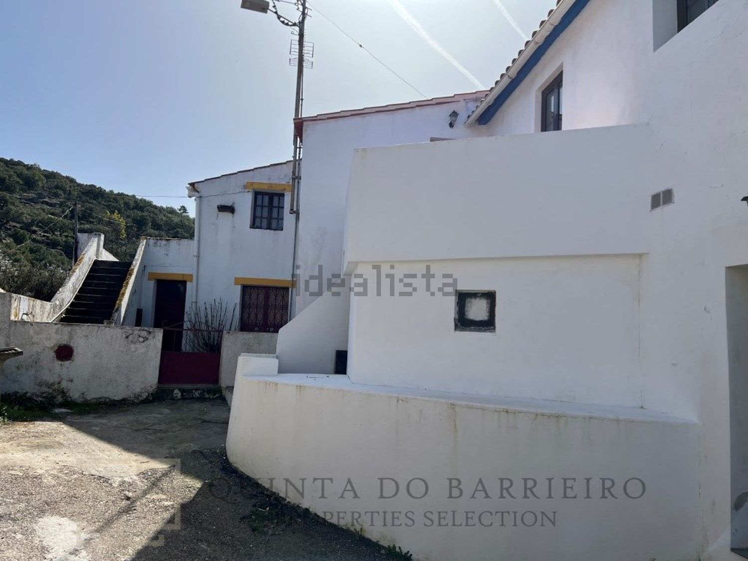 双拼别墅出售在Santa Maria de Marvão - 外立面