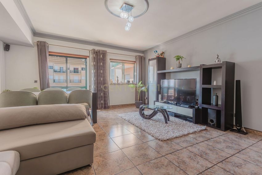 公寓 t3出售在Largo do Casal Galego s/n