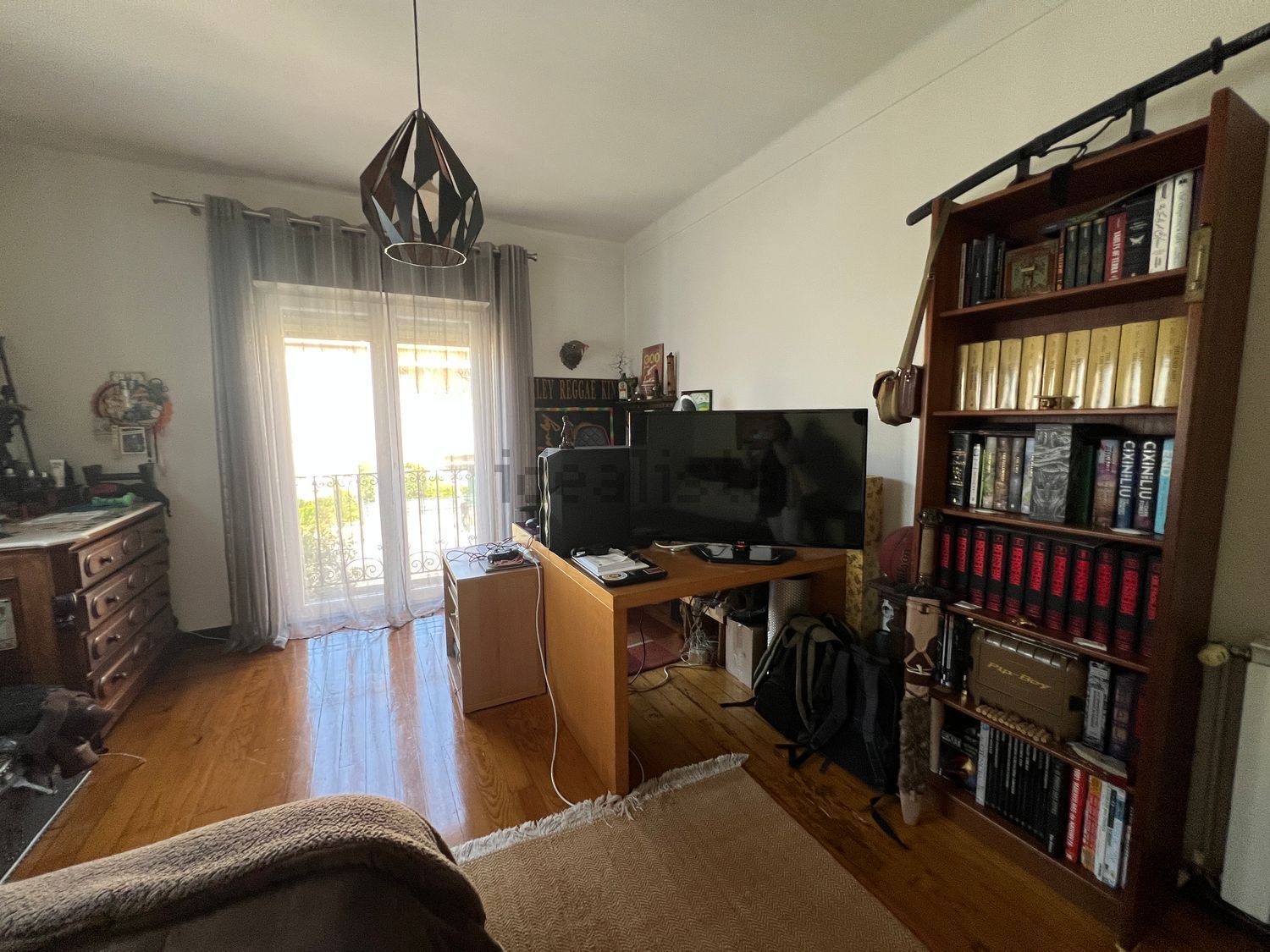 小楼房或独栋别墅出售在Vila Real - 客厅