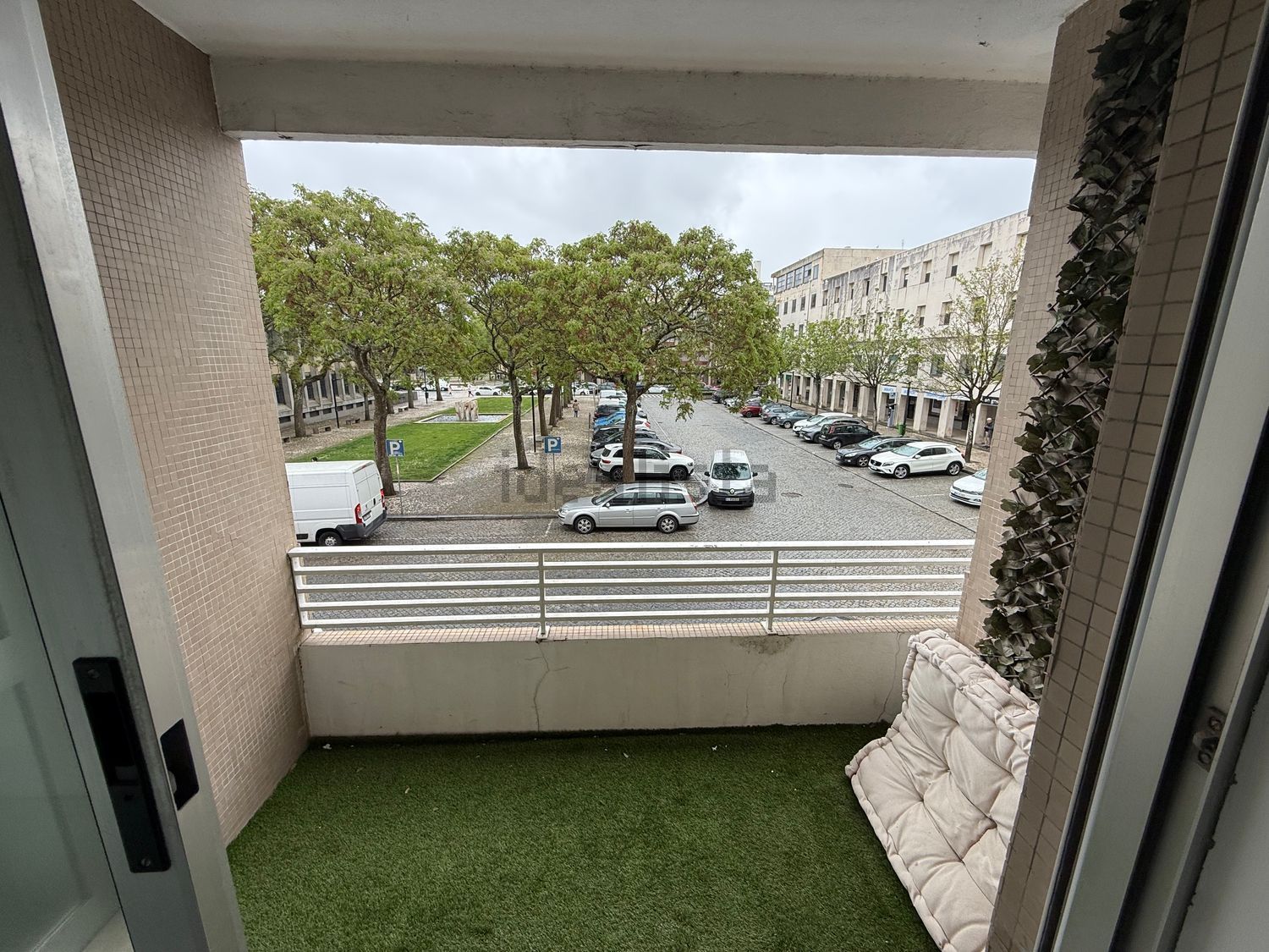 出租公寓 t3在Praça Luís de Camões, 91 - 露台