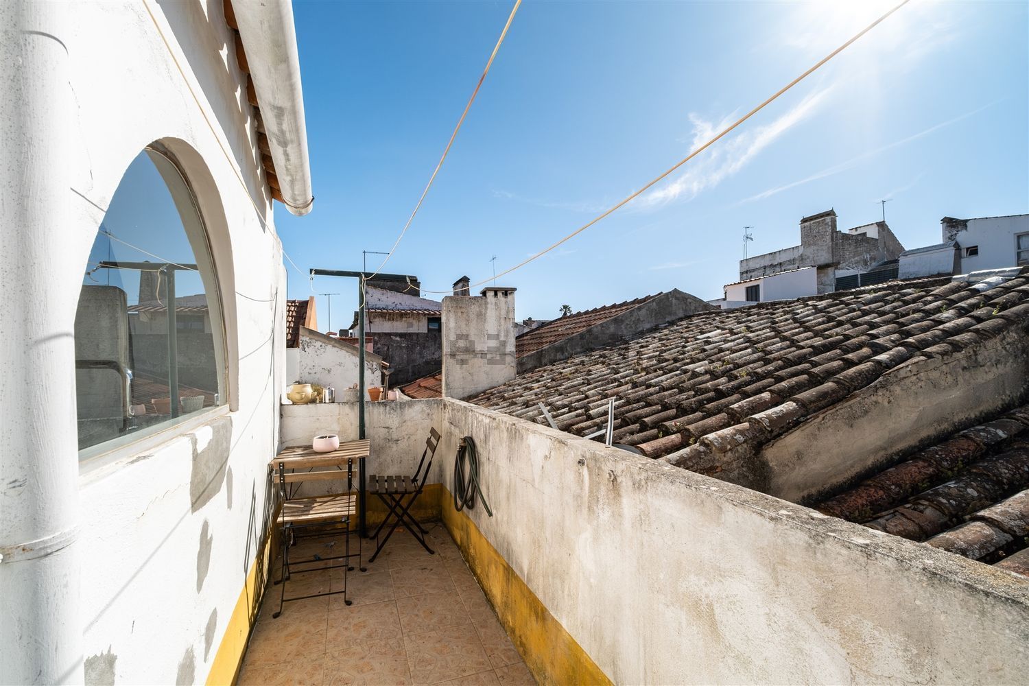 小楼房出售在Rua do Escrivão da Câmara, 5 a - 阳台