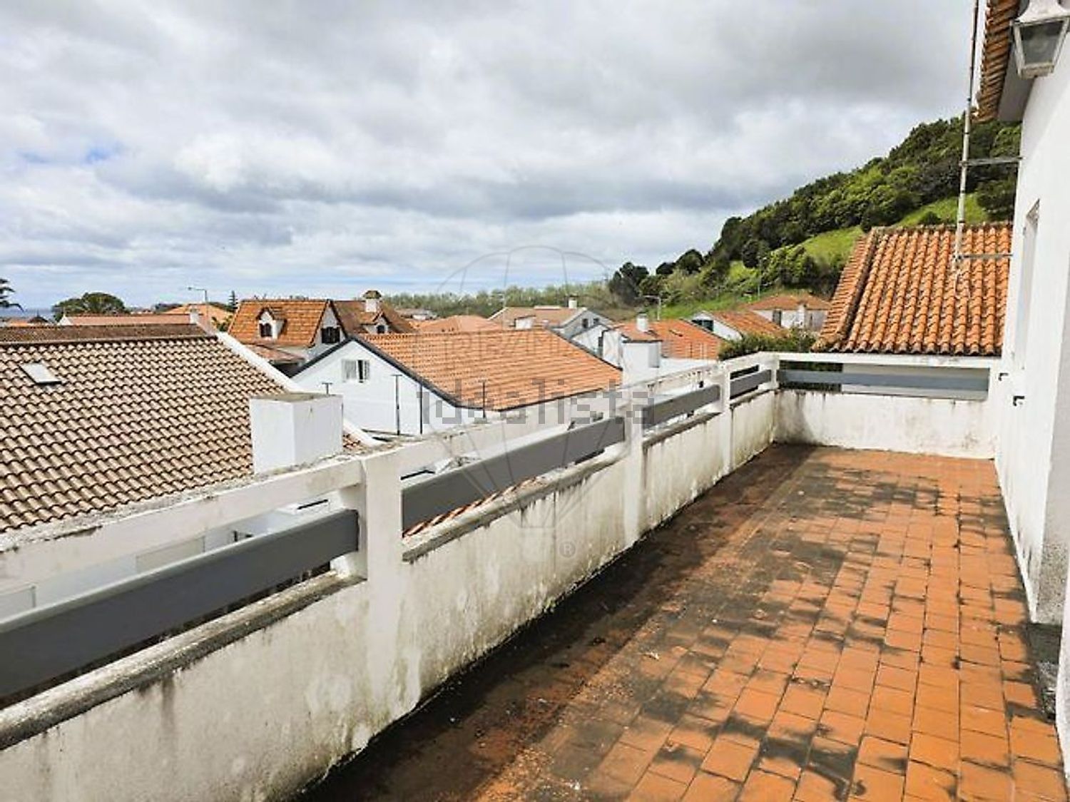 小楼房或独栋别墅出售Calço da Furna - 阳台