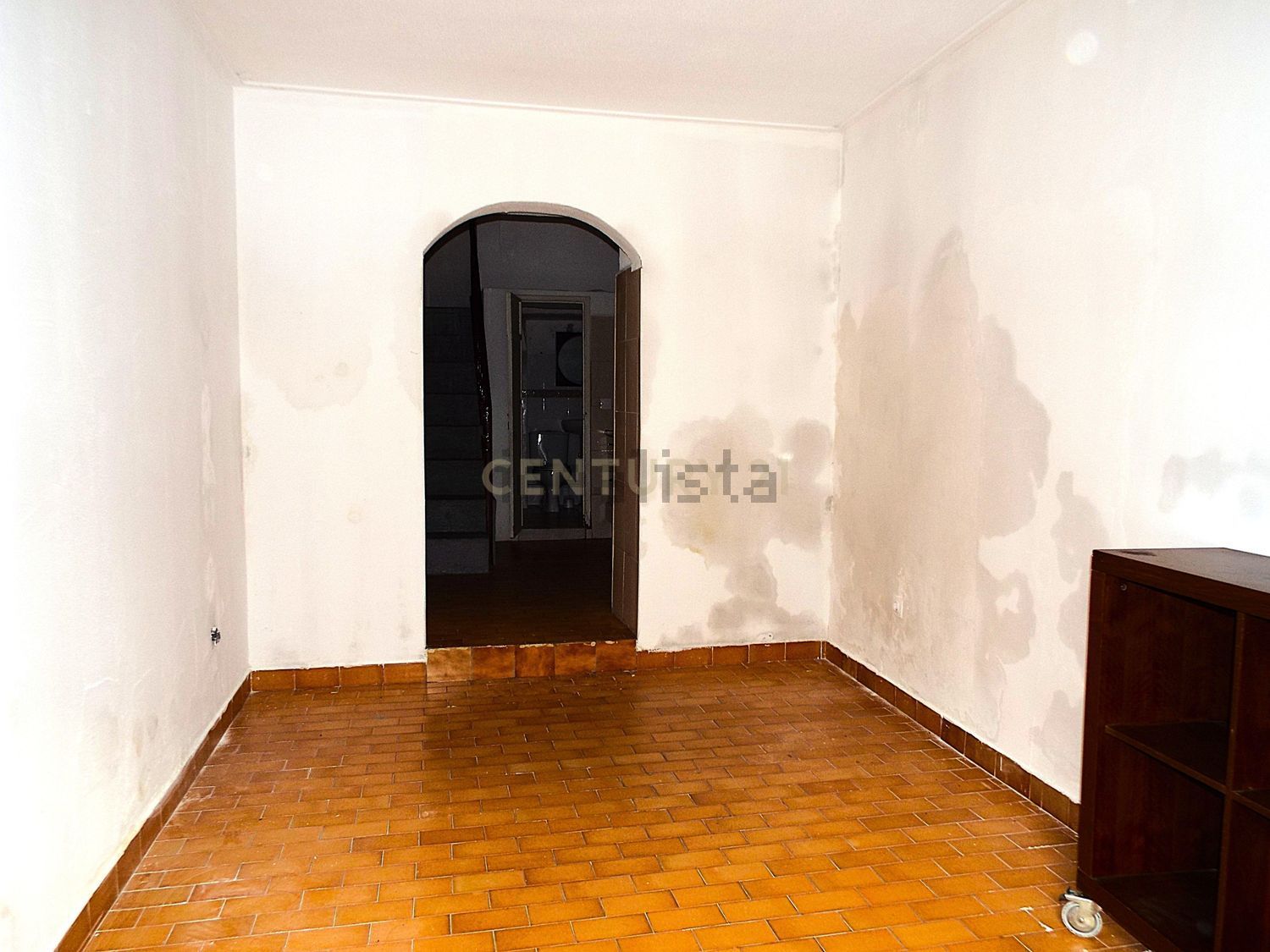 双拼别墅出售在Rua Germano Santos Vidigal, 19 - 过道