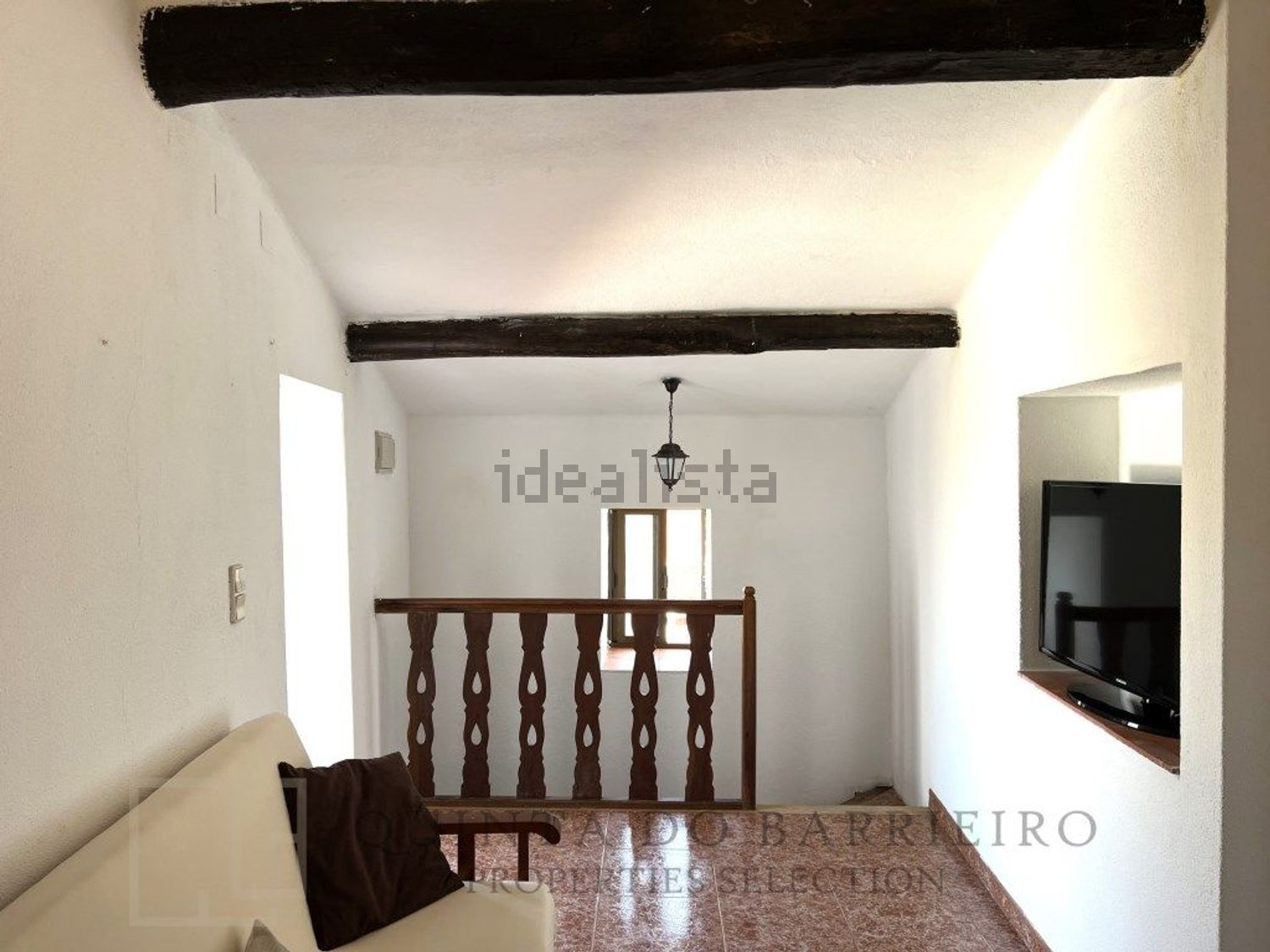 双拼别墅出售在Santa Maria de Marvão - 客厅