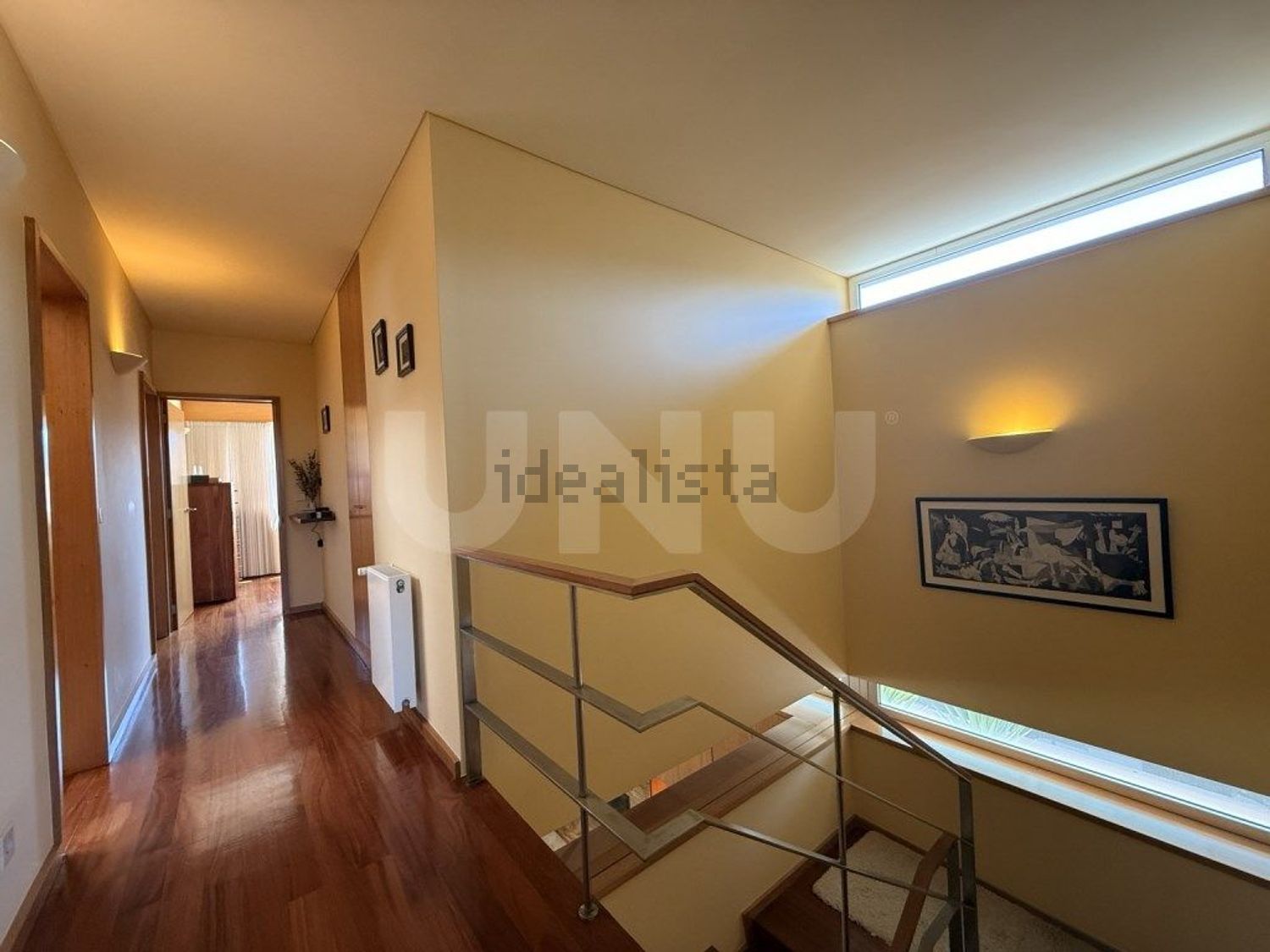 小楼房或独栋别墅出售在Rua n 70 - 前厅